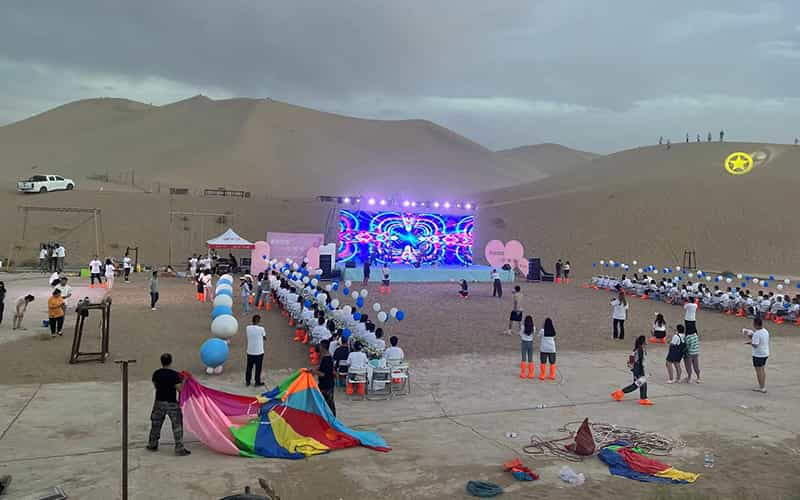 廣告物料制作會(huì)場(chǎng)布景舞臺(tái)搭建展位搭建舞臺(tái)燈光設(shè)備演藝音響高清LED屏