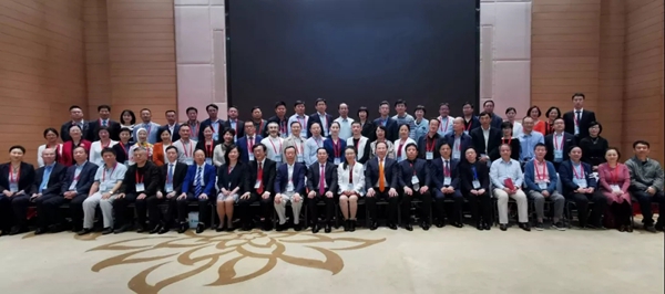 中華醫(yī)學會醫(yī)學美容分會換屆，李世榮教授連任主任委員